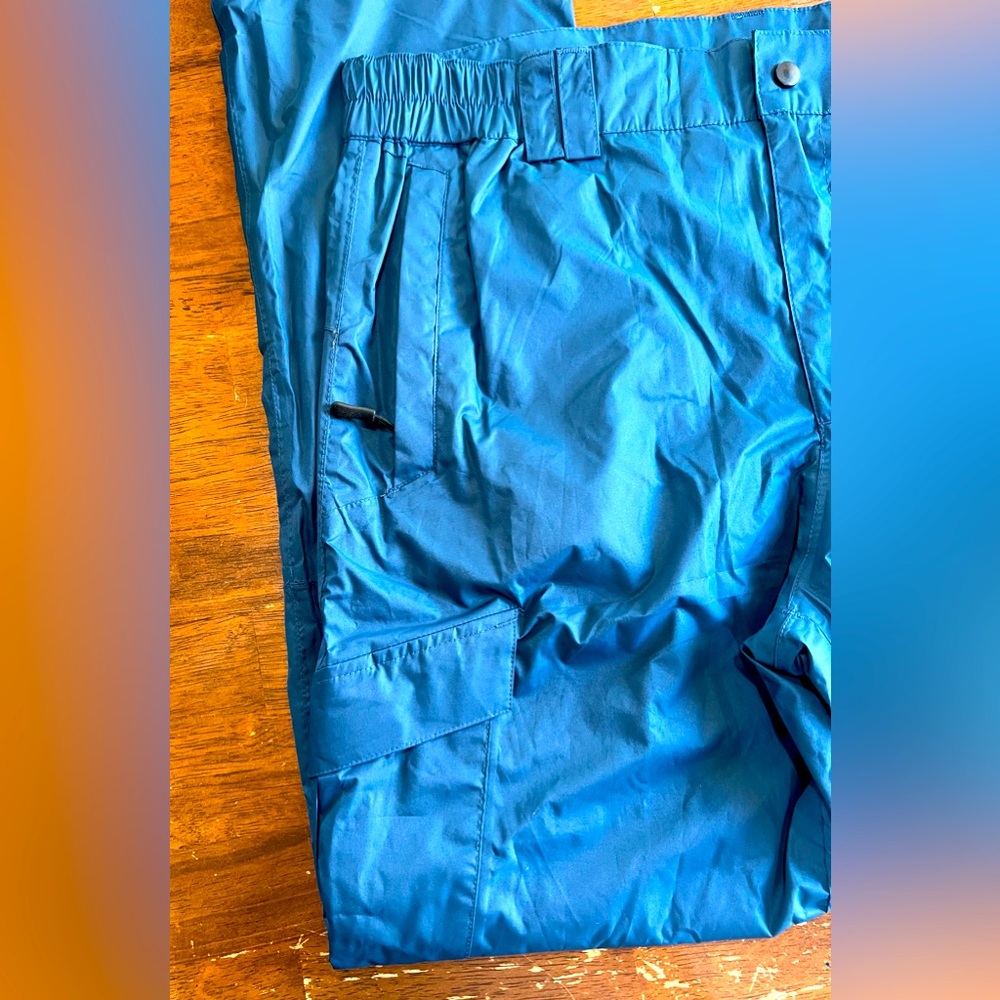 Light Performance Or Impermeable Pants - image 5